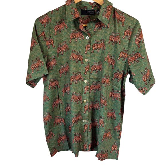 Mystic Blues Tops - Everyday Jane Tiger Button Up Top Sz S Short Sleeves Green Orange Eclectic